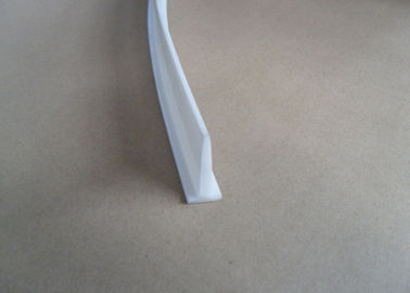 Industrial Extruded Polyurethane PU T Strip Conveyor Belt Replacement